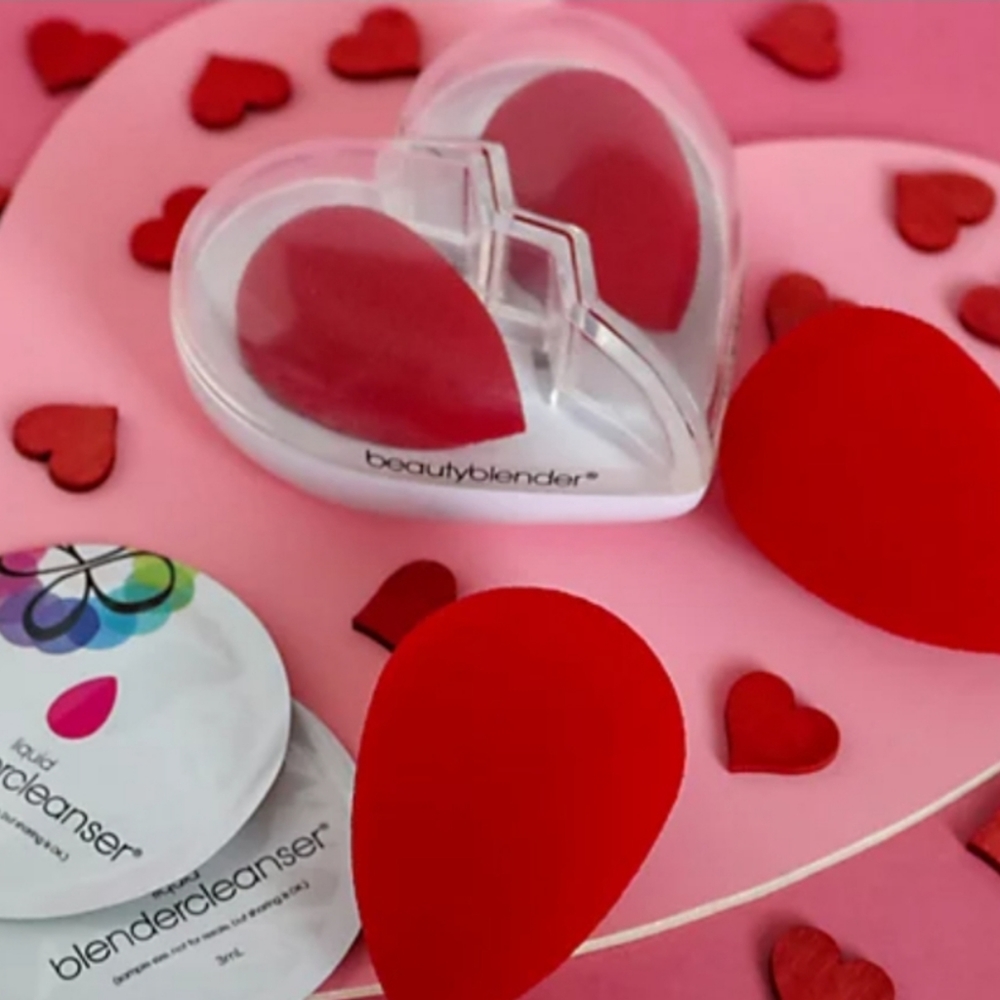 🌟HP🌟BEAUTY BLENDER Heart shape duo - Picture 3 of 8
